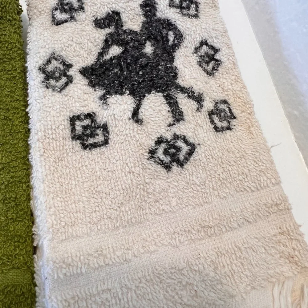 70's Funky Square Dancing Fringed Fingertip Towels - Guest Towels - Set of 5